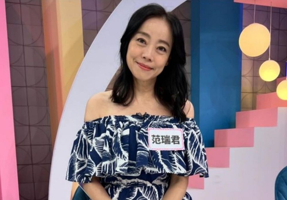 인기 女배우, 커피 마시다가 휠체어 타고 응급실 行 [룩@글로벌]