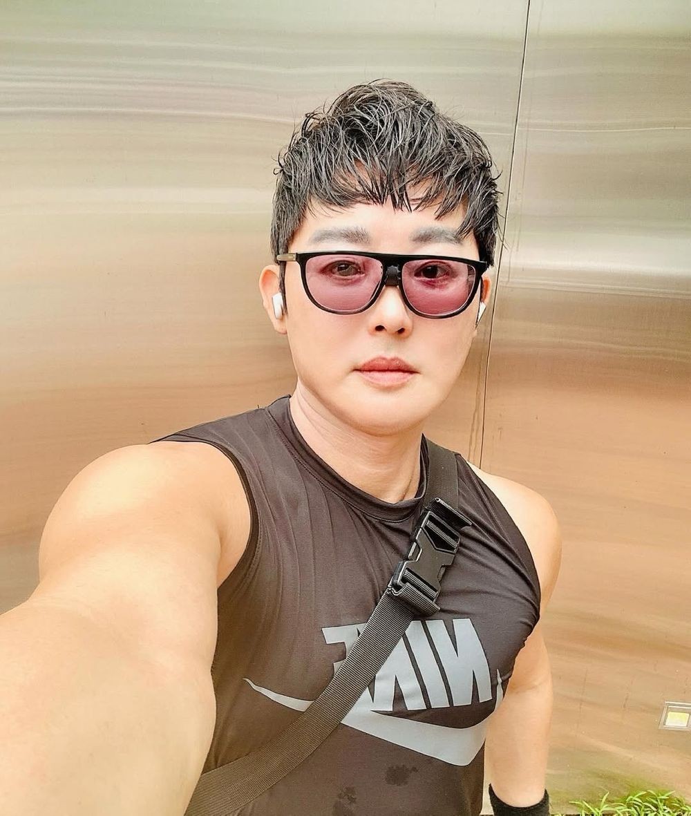 황재근, 민머리 패션 이미지 변신 관련자료 2