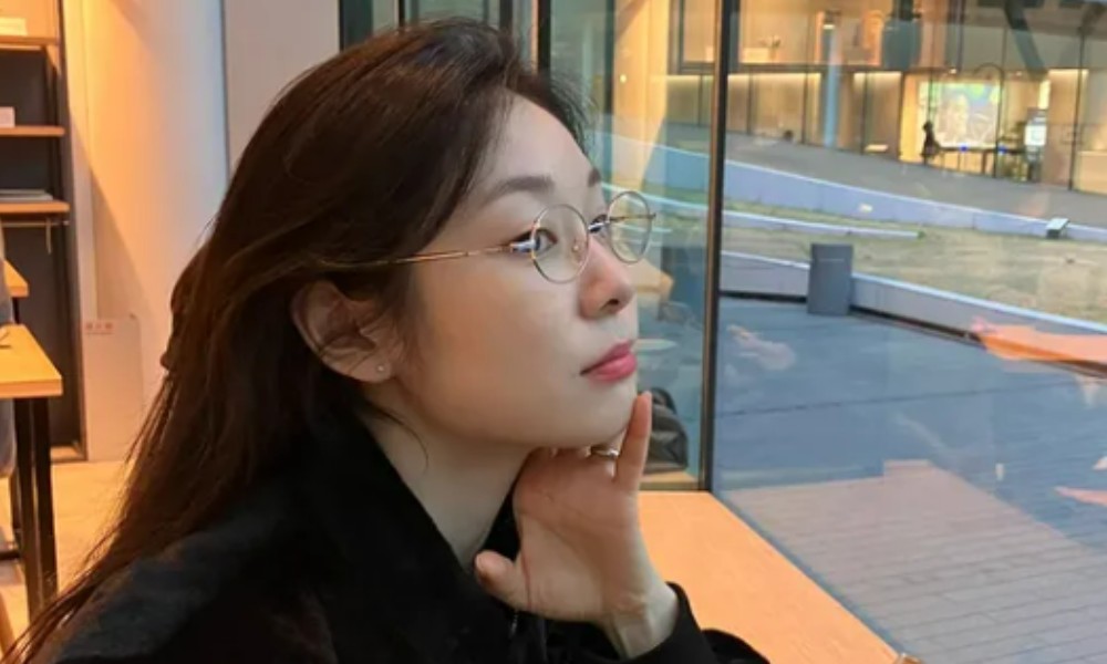 '고우림' 김연아, '꾸안꾸' 패션 자랑…매 순간 '리즈 갱신' [RE:스타]