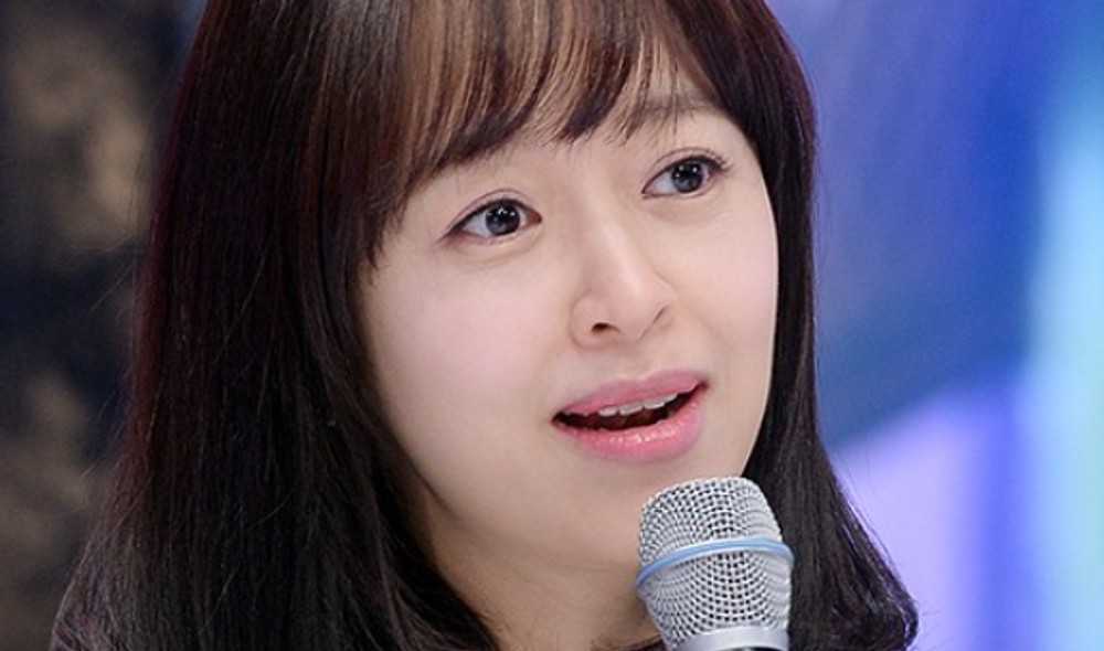강성연, 재혼 축하 댓글에 답하며 '상대=장민욱' 직접 인정 [RE:스타]