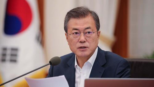 교황청 "교황-문 대통령, 18일 정오 면담"…파격적 의전