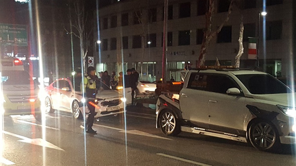 역삼역 인근서 무단횡단 남성, 승용차에 치여 숨져