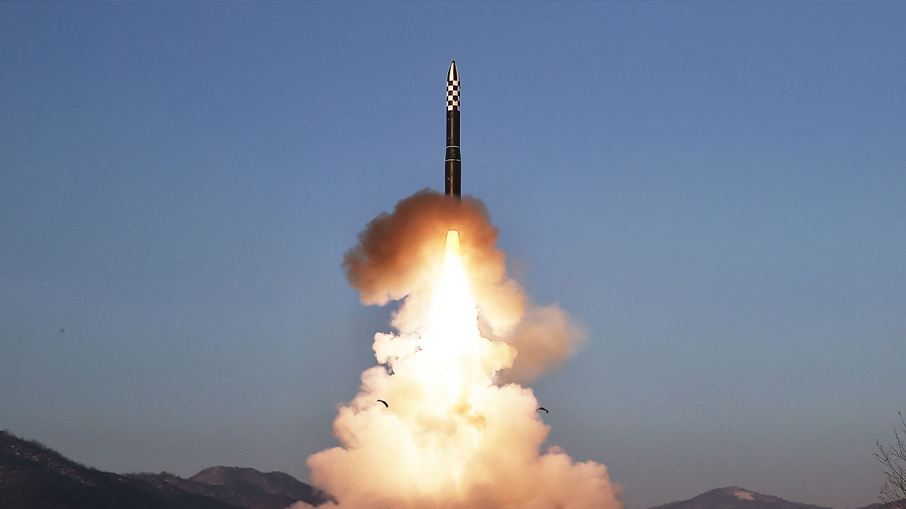 김여정, 안보리 ICBM 논의에 "유감·불쾌·규탄" 성토