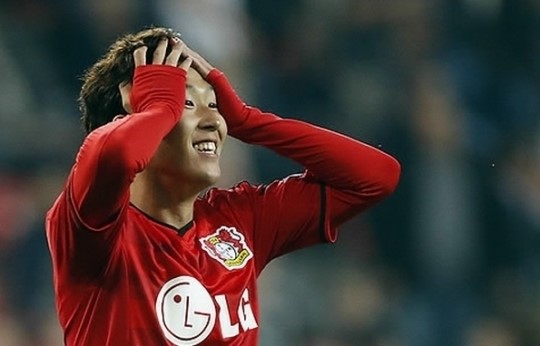 손세이셔널 손흥민 챔스 2경기 연속골··진화하는 클래스