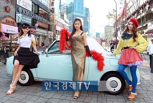 [포토]레이싱모델 오시은-최정안-이제니 클래식카와 7080의 만남