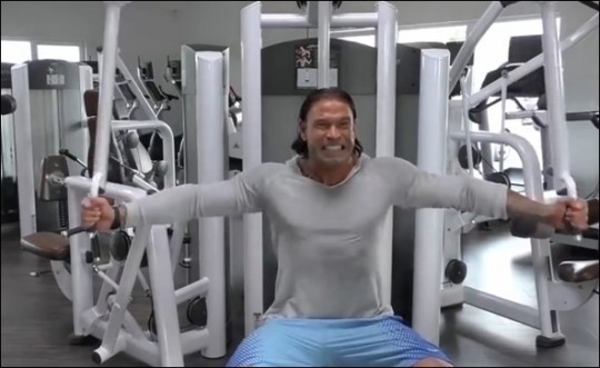 독일 골키퍼 팀 비제, WWE 프로레슬러 전향