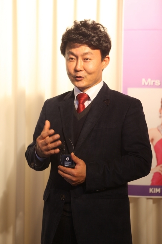 [포토] 참누리 한방병원 남문식 원장 축하드립니다