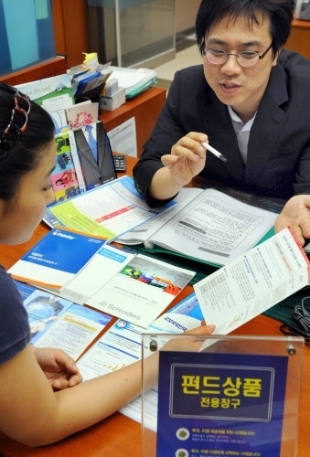 상반기 펀드 성적표?··中 펀드·중소형주 룰루랄라