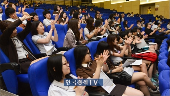 [포토] 부천국제만화축제 심포지움에 참석한 관객들