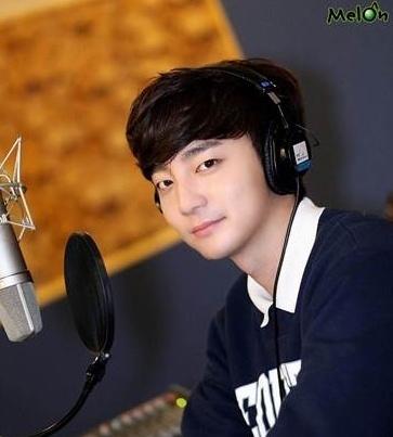로이킴, 겨울감성 힐링 DJ로 변신했다 로이스타 FM 진행