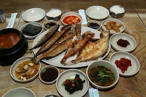 주문진 바다 한입에 담는 터줏대감 맛집 실비생선구이