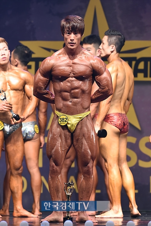 [포토]이민재 피트니스 스타, 머슬 80kg 1위 했어요!