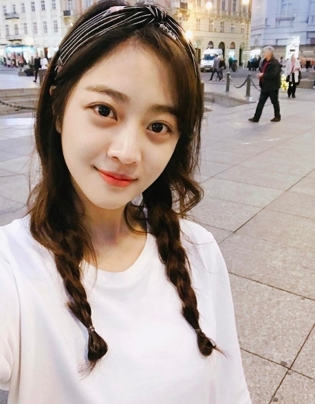 조보아, 상큼한 양갈래 갈수록 어려져~ 