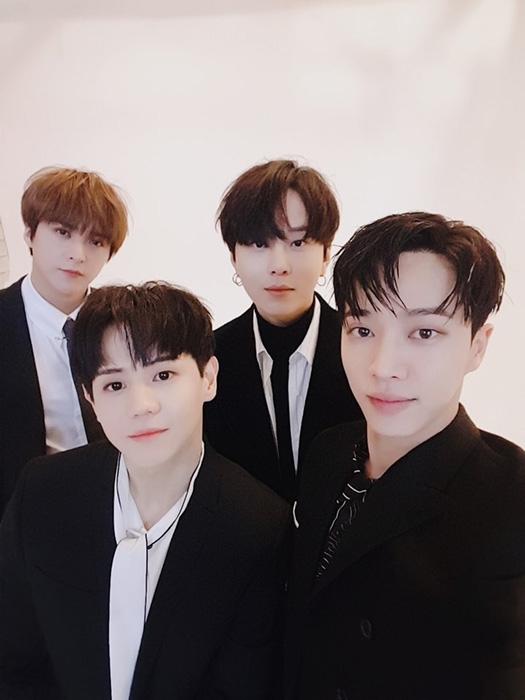 하이라이트, 신곡 ‘잘 지내줘’ 차트 상위권 안착
