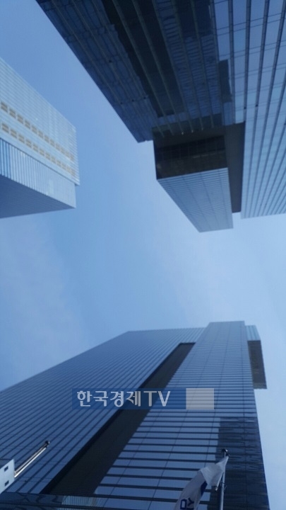 서초구 삼성 타워서 코로나 확진자 발생