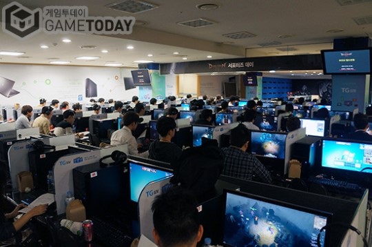 다크에덴2 FGT 현장...전작보다 강화된 필드전 공개