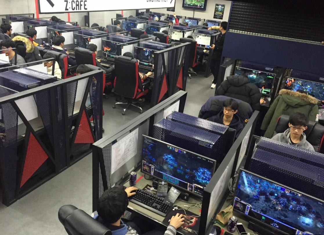 스타2 PC방 파티, 1,000여명 팬 운집