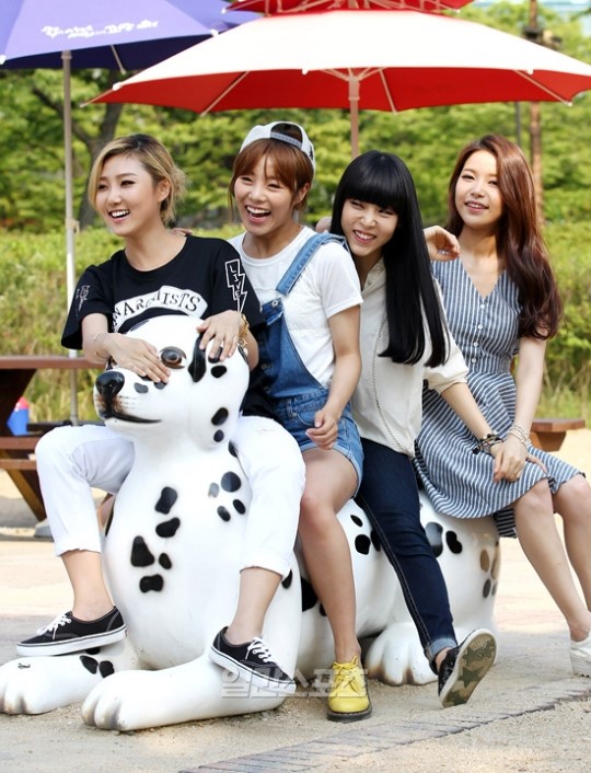 Mamamoo Mustache Ring Mamamoo Mustache Ring