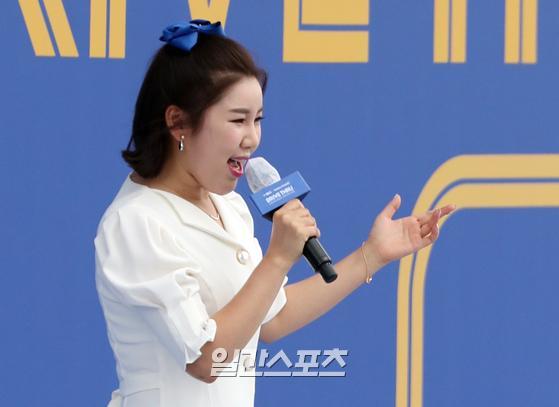 [포토] 송가인 보이스는 오쥐를 타고