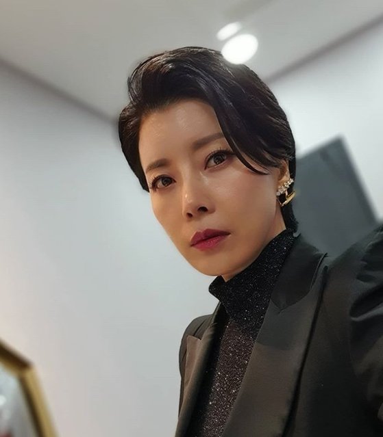 유선, 숏컷으로 과감한 이미지 변신···복수해라 기대해주세요