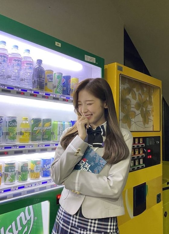 오마이걸 아린, 청춘영화 속 주인공 비주얼 나랑 매점 갈 사람
