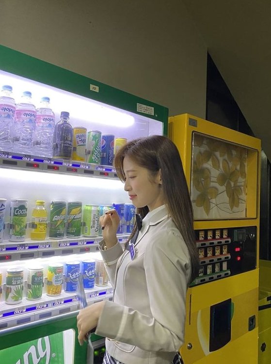 오마이걸 아린, 청춘영화 속 주인공 비주얼 나랑 매점 갈 사람