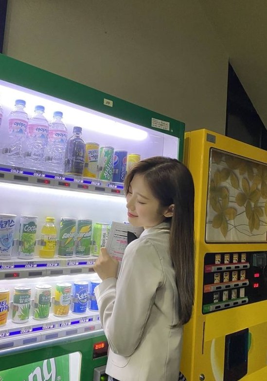 오마이걸 아린, 청춘영화 속 주인공 비주얼 나랑 매점 갈 사람