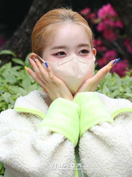 [포토] 시은 네일이 연두해요