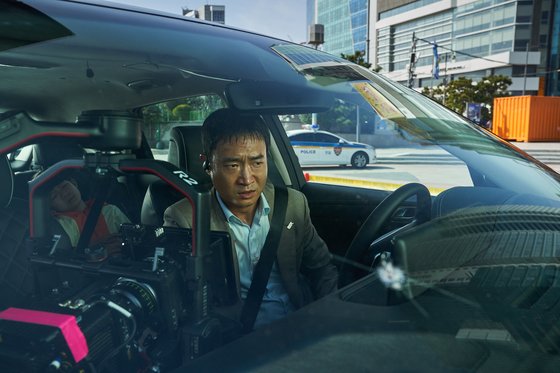 조우진 발신제한, 러시안 암부터 드론까지 총동원한 카체이싱