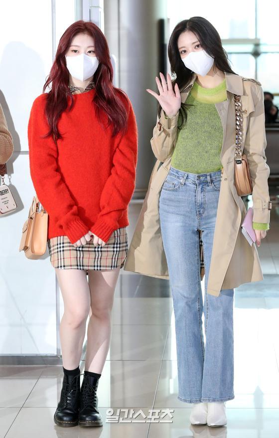 [포토] 유나-채령 후딱 다녀올게요