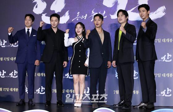 [포토] 홍일점 김향기 센터에서 출정하라!