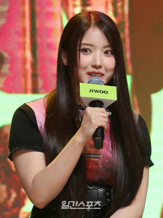 [포토] 엔믹스 지우, 빠져드는 미소
