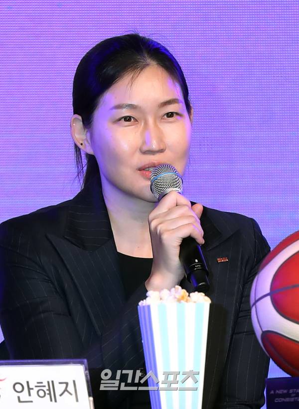 [포토]박정은 감독, 이번 봄농구는 '부산행'