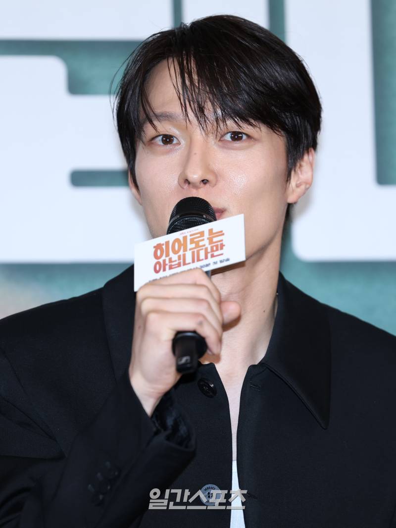 [포토] 인사말 하는 장기용