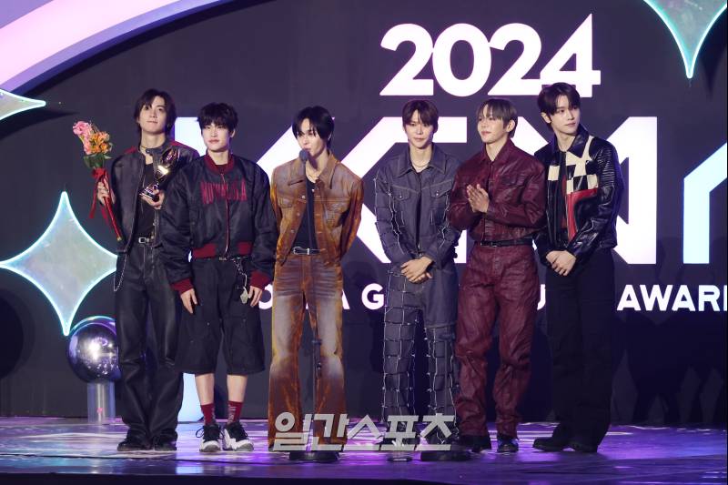 라이즈, 베스트 송 수상 “브리즈 덕분에 3관왕..멋진 곡과 퍼포먼스 보여줄 것” [2024 KGMA]