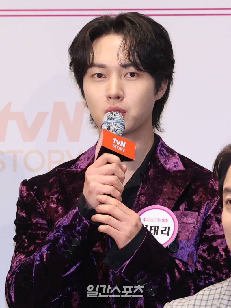 [포토] 인사말 하는 이태리