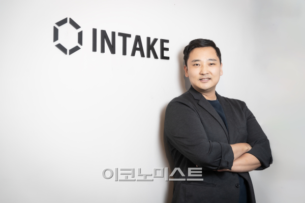 “치킨보다 맛있고 치킨보다 싸야 한다…푸드테크 1호 IPO 정조준” [이코노 인터뷰]