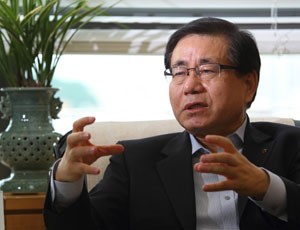 [Interview] “DMZ에  남북  협업 축산단지 조성하자”
