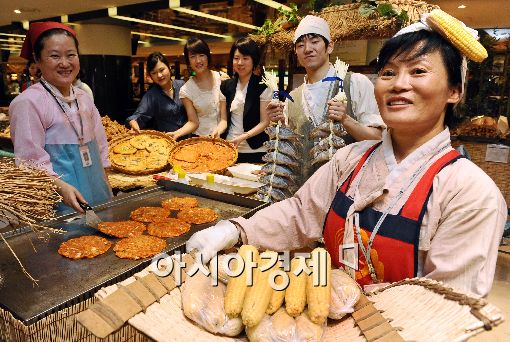 [포토]백화점에 등장한 시골장터
