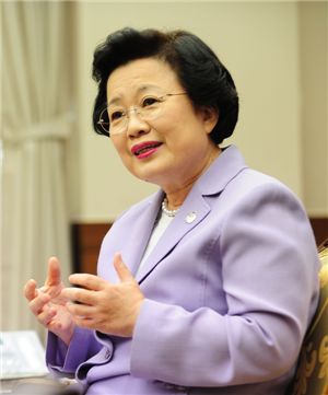 [권대우가 만난사람]이배용 이대총장 대학의 역할은 인간존중 교육