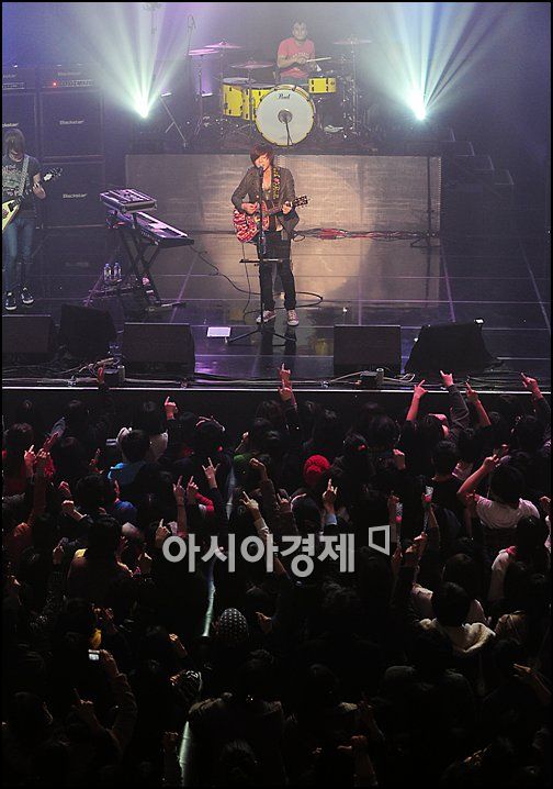 [포토]YB 보자! 공연장 가득 메운 팬들