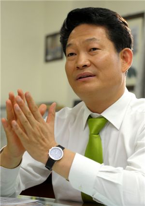 꿩먹고 알도 먹는 송영길 시장 러시아 방문
