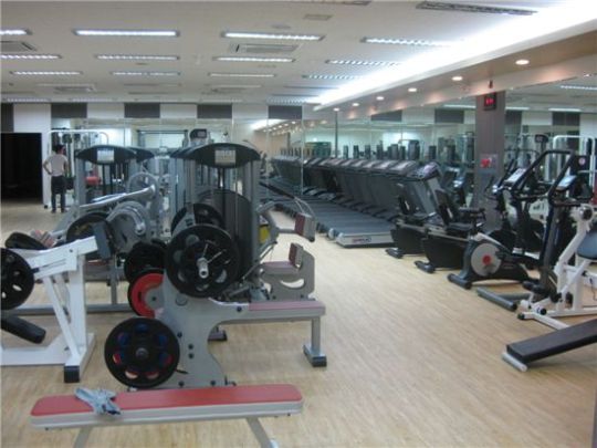 노원구청에 영화관 헬스장 북카페 있다