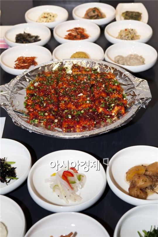[아시아경제의 건강맛집] 미끈한 장어, 화끈한 유혹 - 금강수림