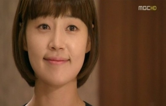 메이퀸 한지혜, 재희 결혼에 슬픈 미소로 화답
