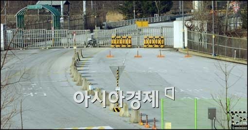 [포토]굳게 닫힌 개성 공단 가는 길