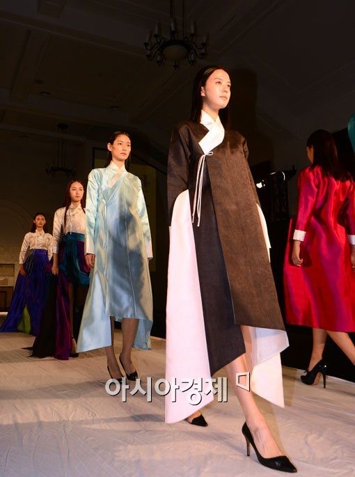 [포토]전통과 현대의 만남 한복 패션쇼