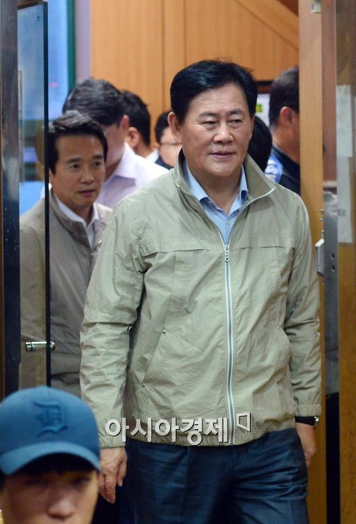 [포토]인력사무소 찾은 최경환 경제부총리