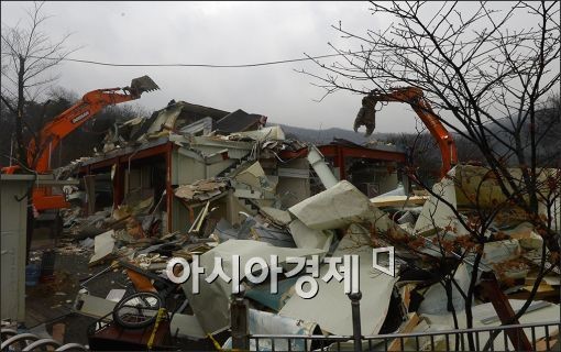 [포토]구룡마을 철거중