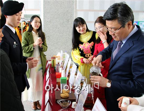 호남대 공자학원, 신입생 대상 중국 전통문화 체험 제공
